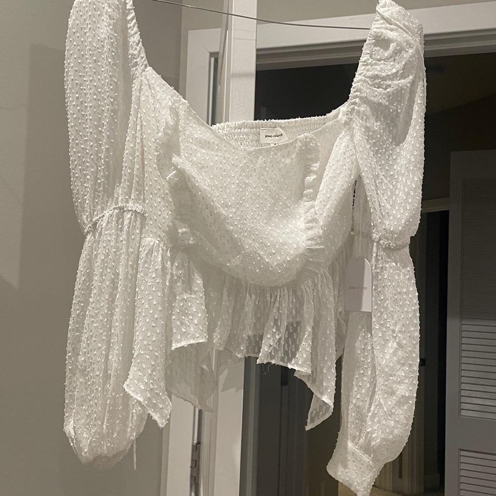 White song of style blouse